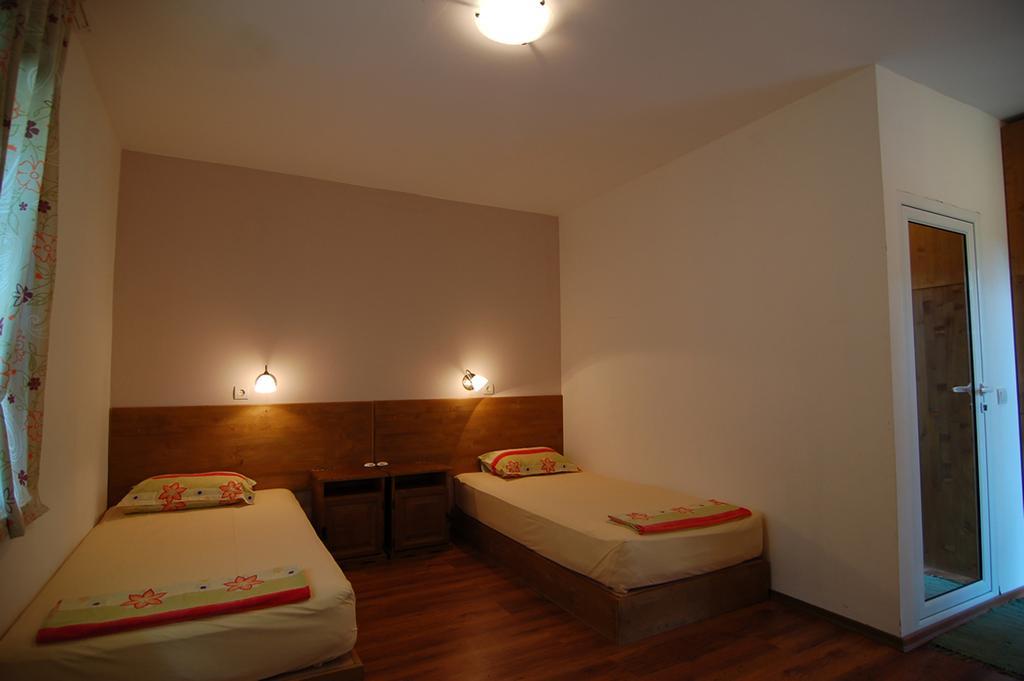 Sinia Vir Eco Residence Medven Chambre photo