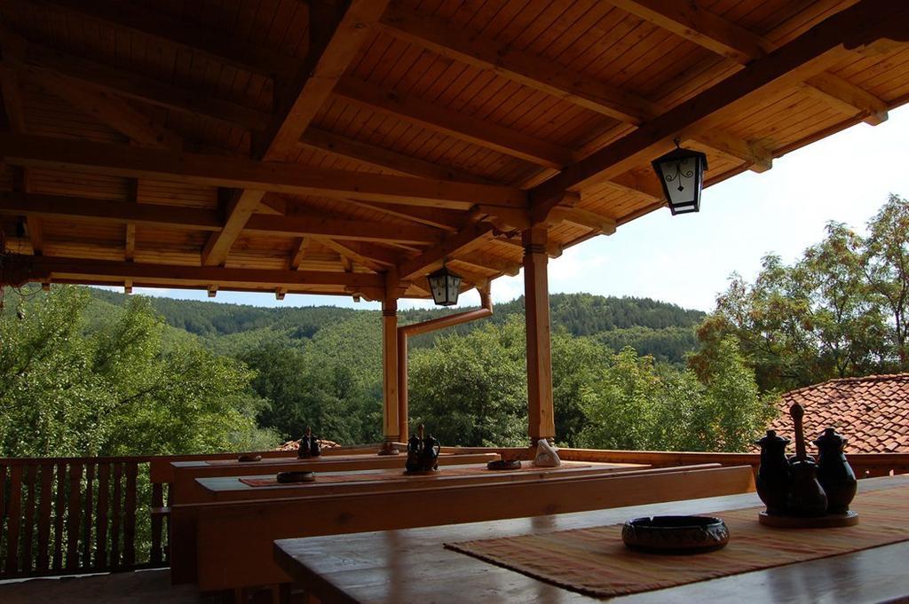 Sinia Vir Eco Residence Medven Extérieur photo